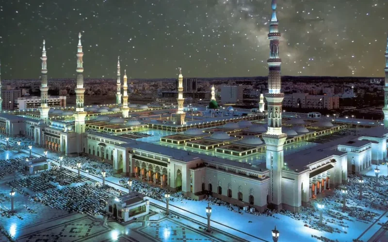 كم راتب مراقب مساجد في السعودية 1447